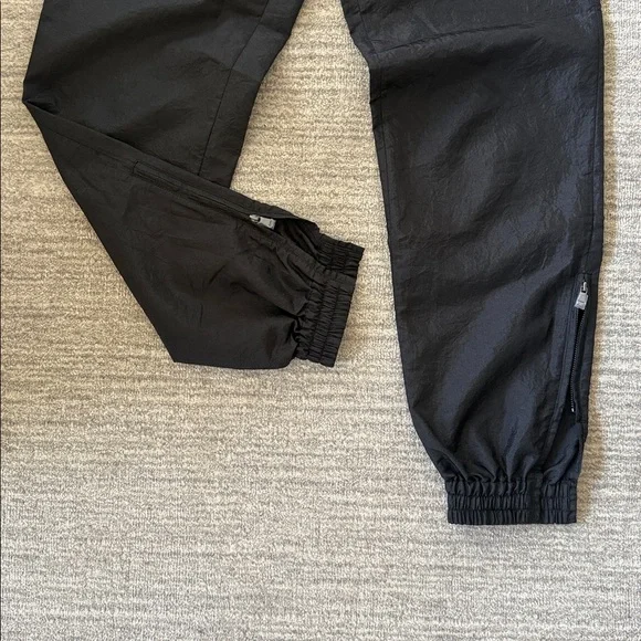 Tibi Crispy Nylon Kat Jogger - Picture 2 of 10
